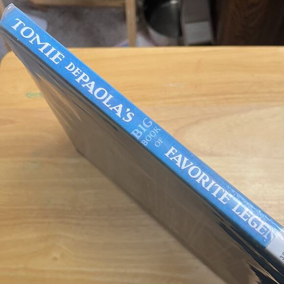 Tomie dePaolas Big Book of Favorite Legends Hardcover Childrens Story Book - Picture 14 of 14